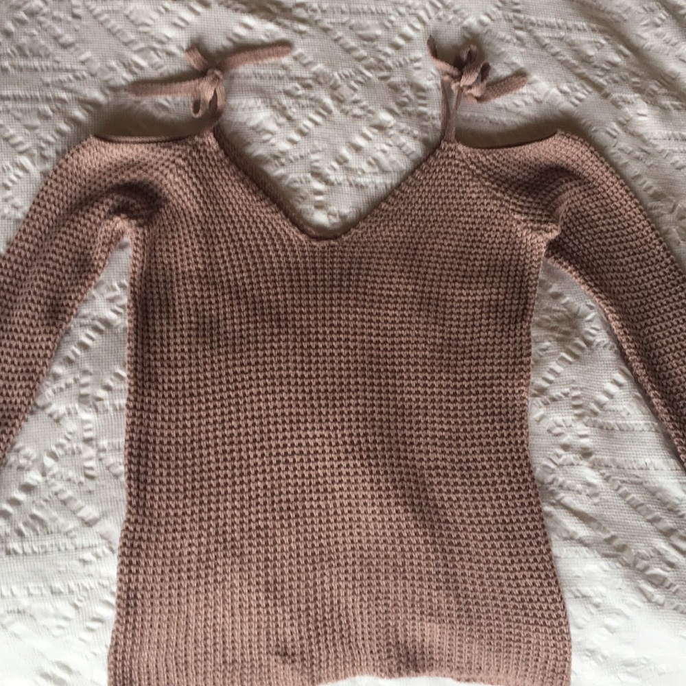 Women’s tie cold shoulder sweater